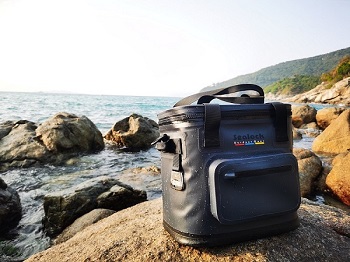 Sealock Soft Cool Bag & Waterproof Bag: Ο Έμπιστος σας Υπαίθριος Σύντροφος